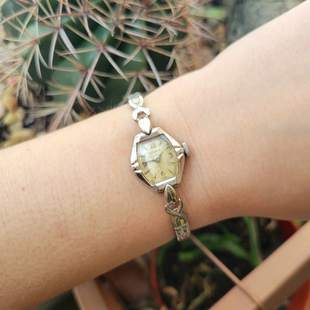Vintage Benrus 10K RGP Silver Dainty Classic Cushion Stretch Watch